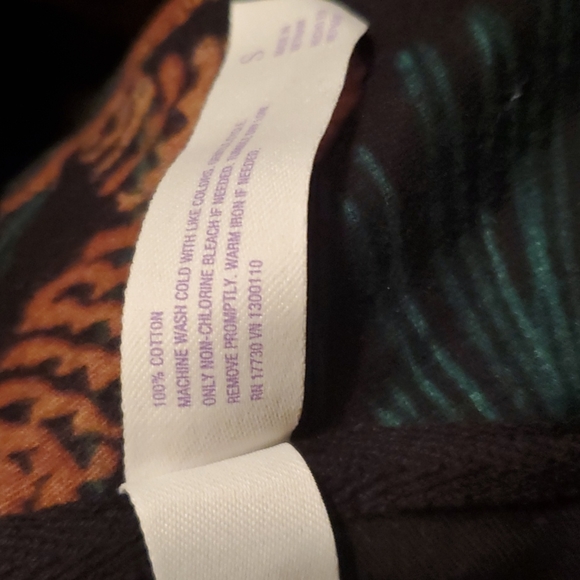 Women's pine cone flannel notch collar pj's top - Picture 3 of 3